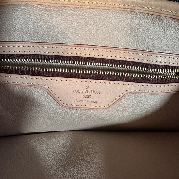 Louis Vuitton GM Bucket Bag（Large） - Picture 3 of 11